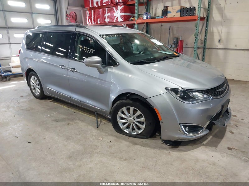 CHRYSLER PACIFICA TOURING L