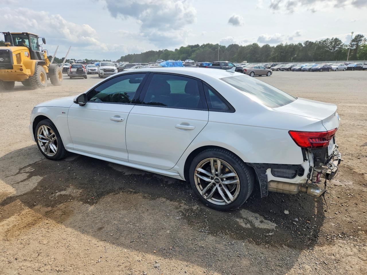 Audi A4 ULTRA PREMIUM