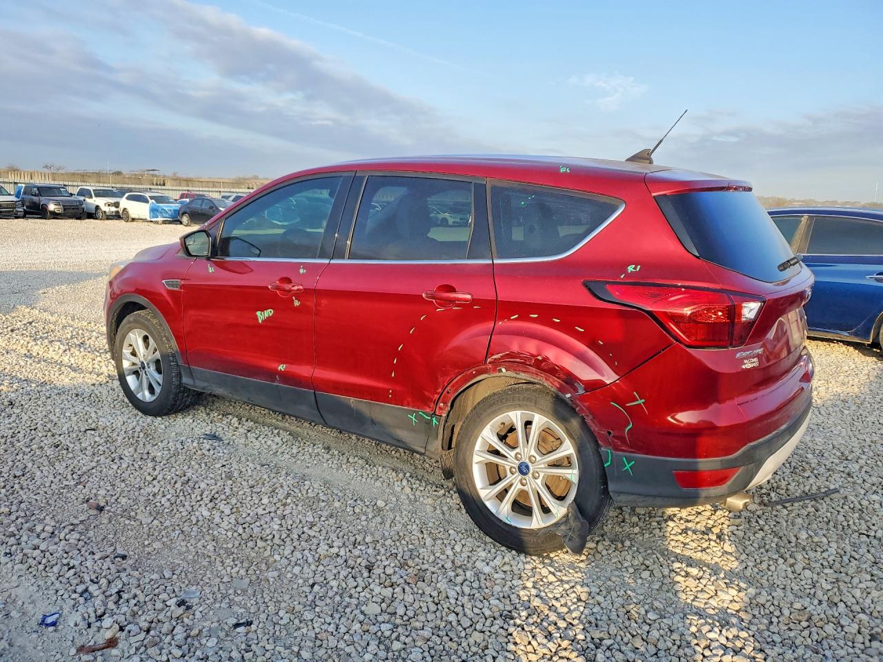 Ford ESCAPE SE