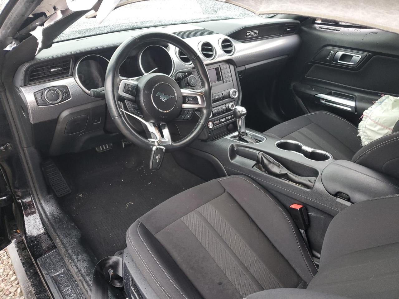 Ford MUSTANG GT