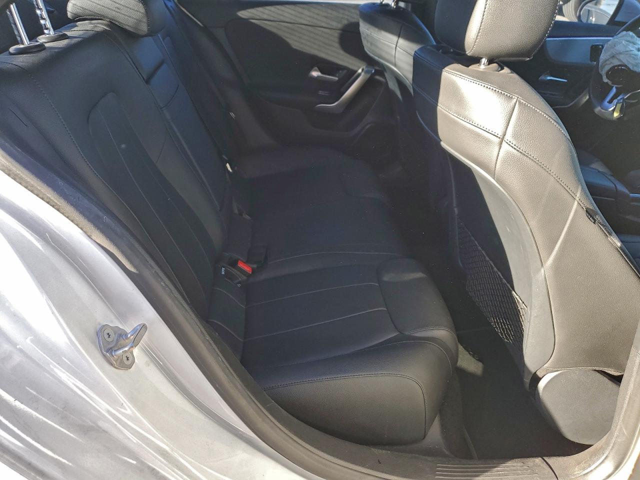 Mercedes-benz A 220